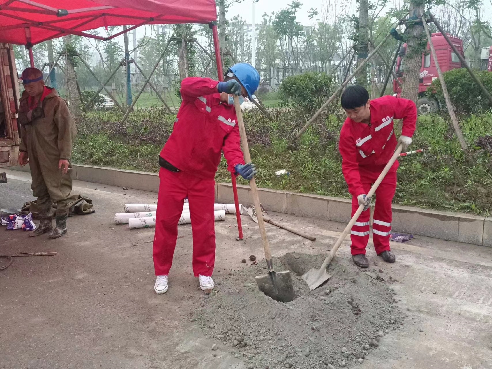 谢家集管道疏通哪家好】及时进行市政管道清淤