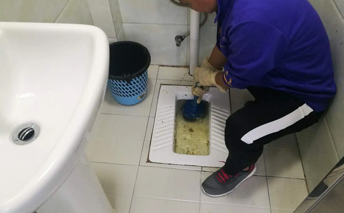 谢家集疏通蹲坑