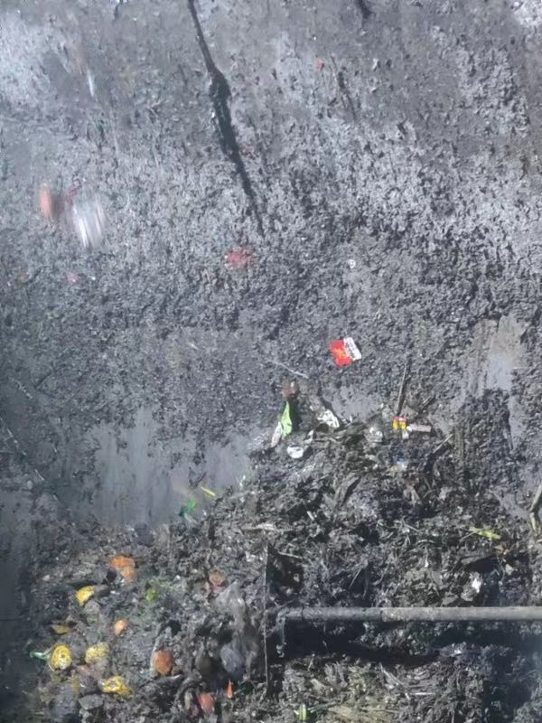 谢家集污水池清理